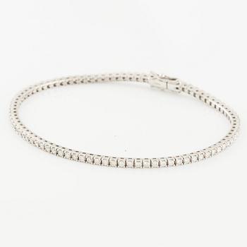 Tennis bracelet 18K white gold with brilliant-cut diamonds.