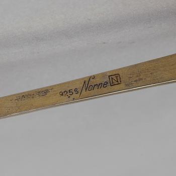 KAFFESKEDAR, 12 st, silver och emalj, Norge. Norne, 1900-talets första hälft-mitt. Tot vikt: 91 gram.