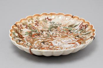A Japanese dish from the first half of the 20th century.
