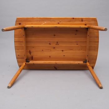 BORD och BÄNKAR, 2 st, Laukaan Puu, 1900-talets mitt.