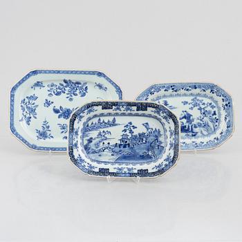 Three porcelain serving dishes, China, Qing dynasty, Qianlong 1736-95.