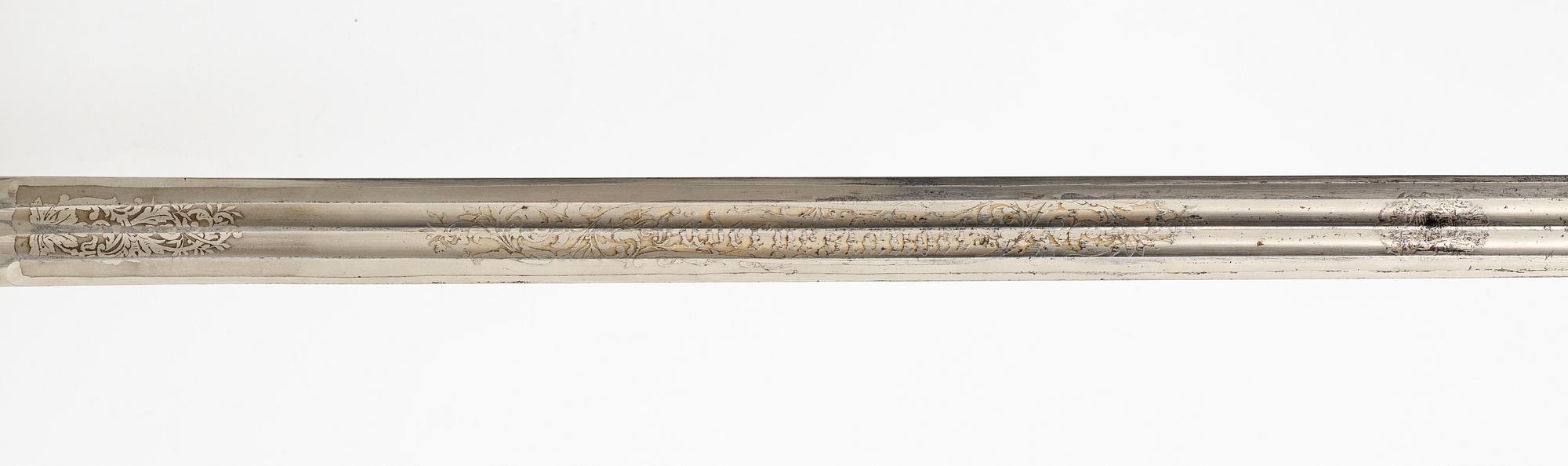 Sabel, svensk, för officer, 1800-talets andra hälft, med balja.