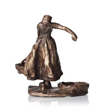 409. Carl Milles, Woman carrying water (for salt and pepper).