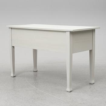 SKRIVBORD, jugend, 1900-talets första hälft.