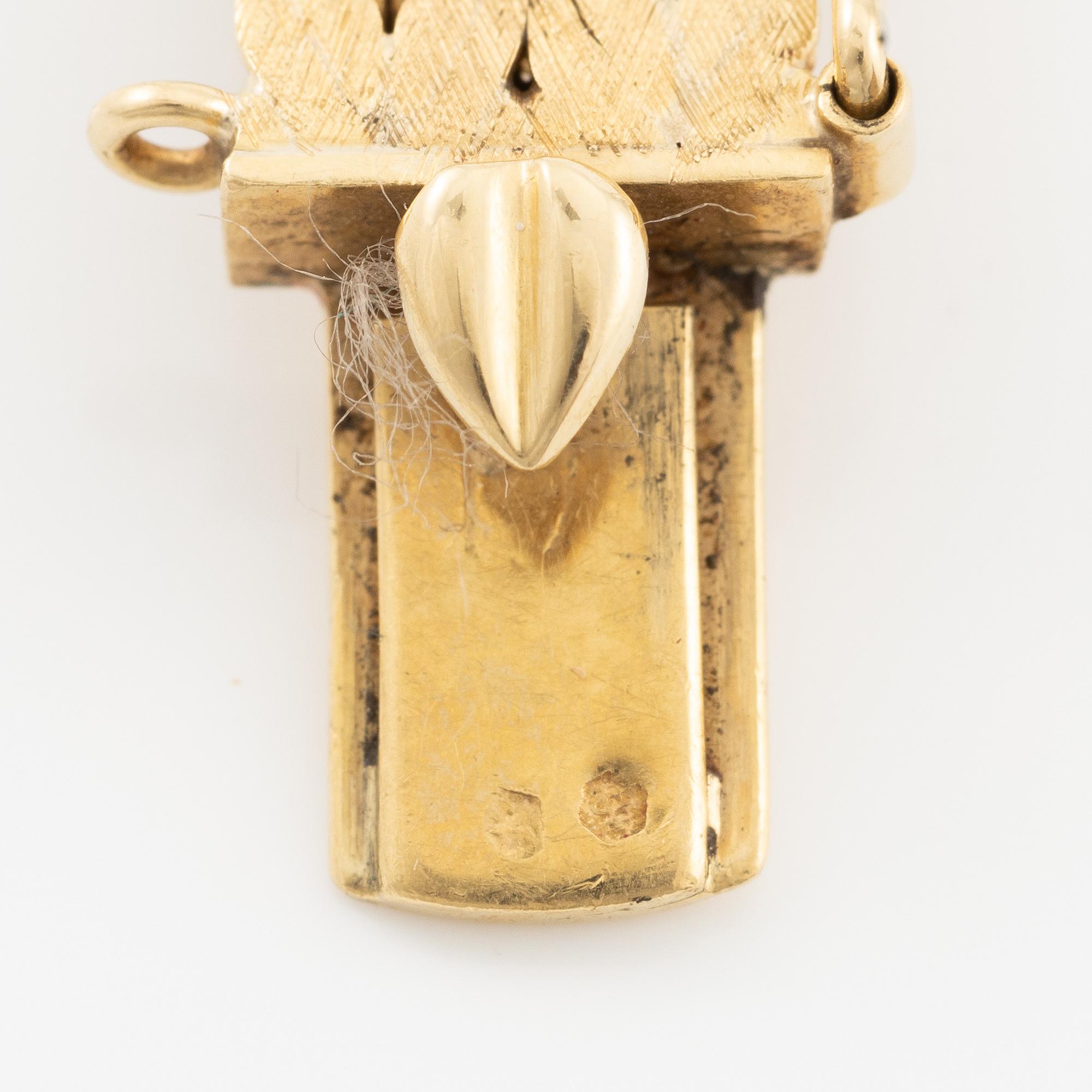 Armband 18K guld med rosa safirer och briljantslipade diamanter.