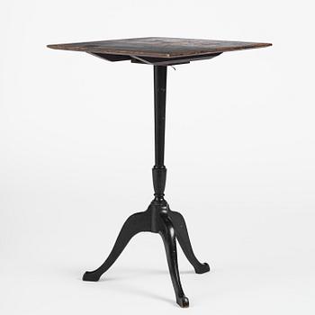 A Swedish early 19th century tilt-top table by J. Asplind.