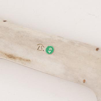 A reindeer horn knife by Tore Sunna, before 1965, signed.