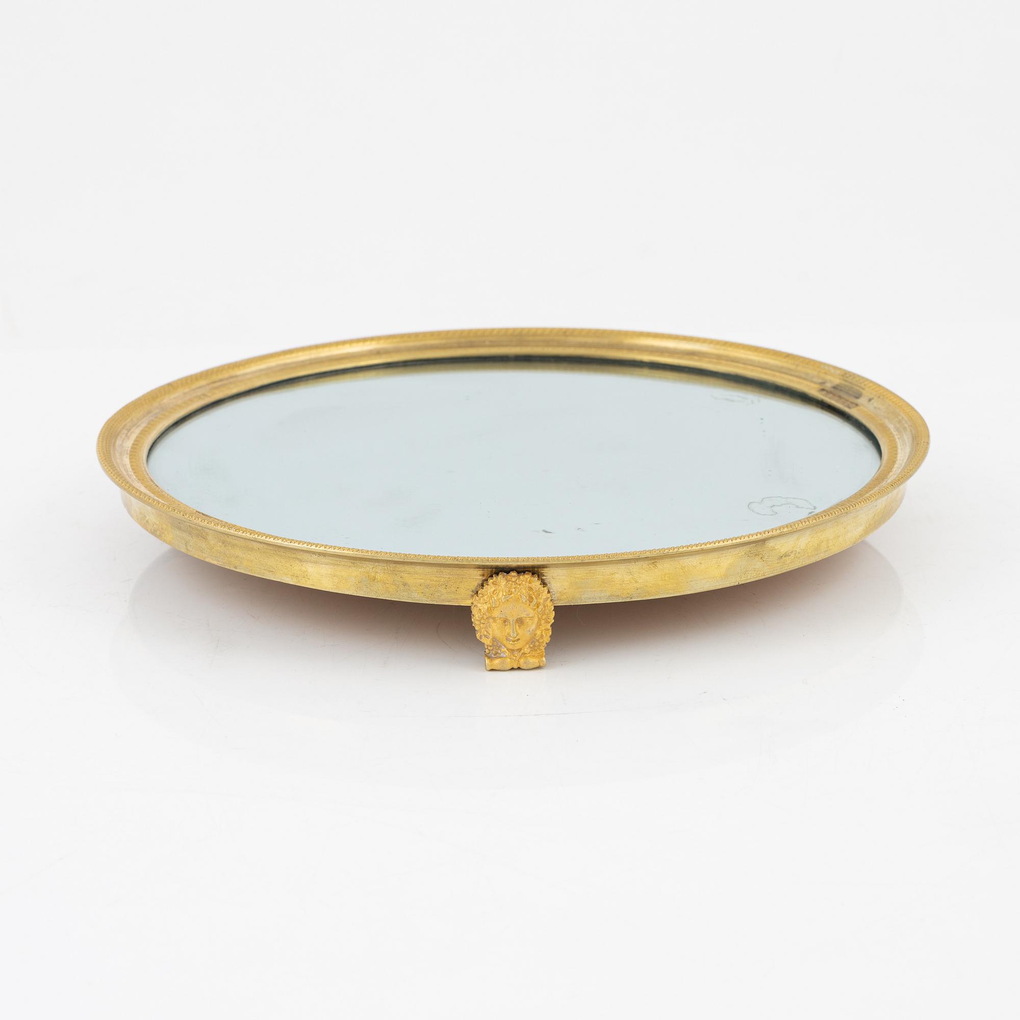 Bordsplateau, Empire, 1800-talets första hälft.