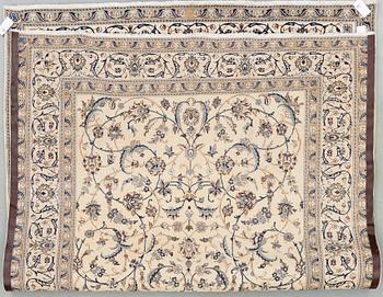 MATTA, Nain, part silk. Ca 296x199 cm.