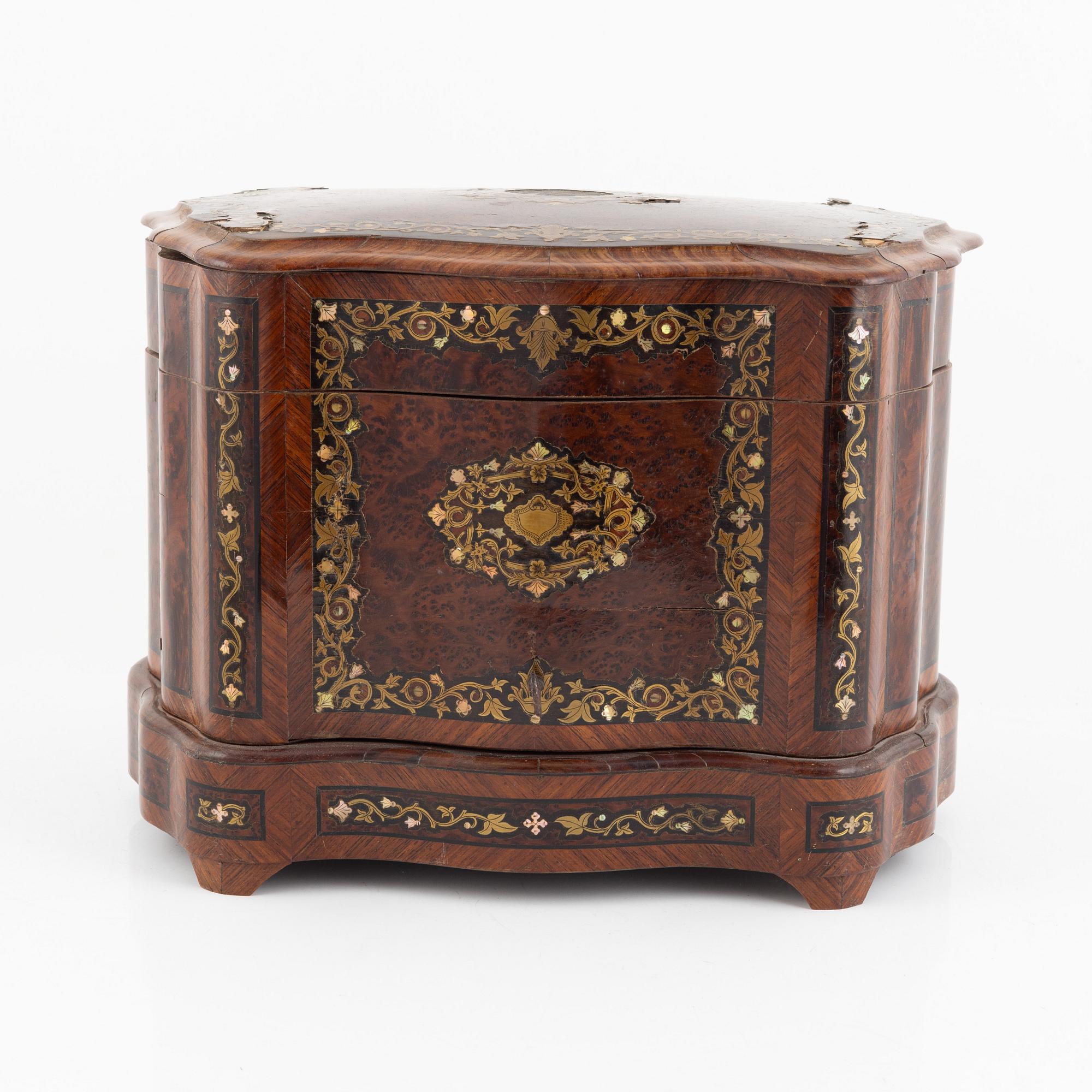 Flaskschatull, troligen Frankrike 1800-talets andra hälft.