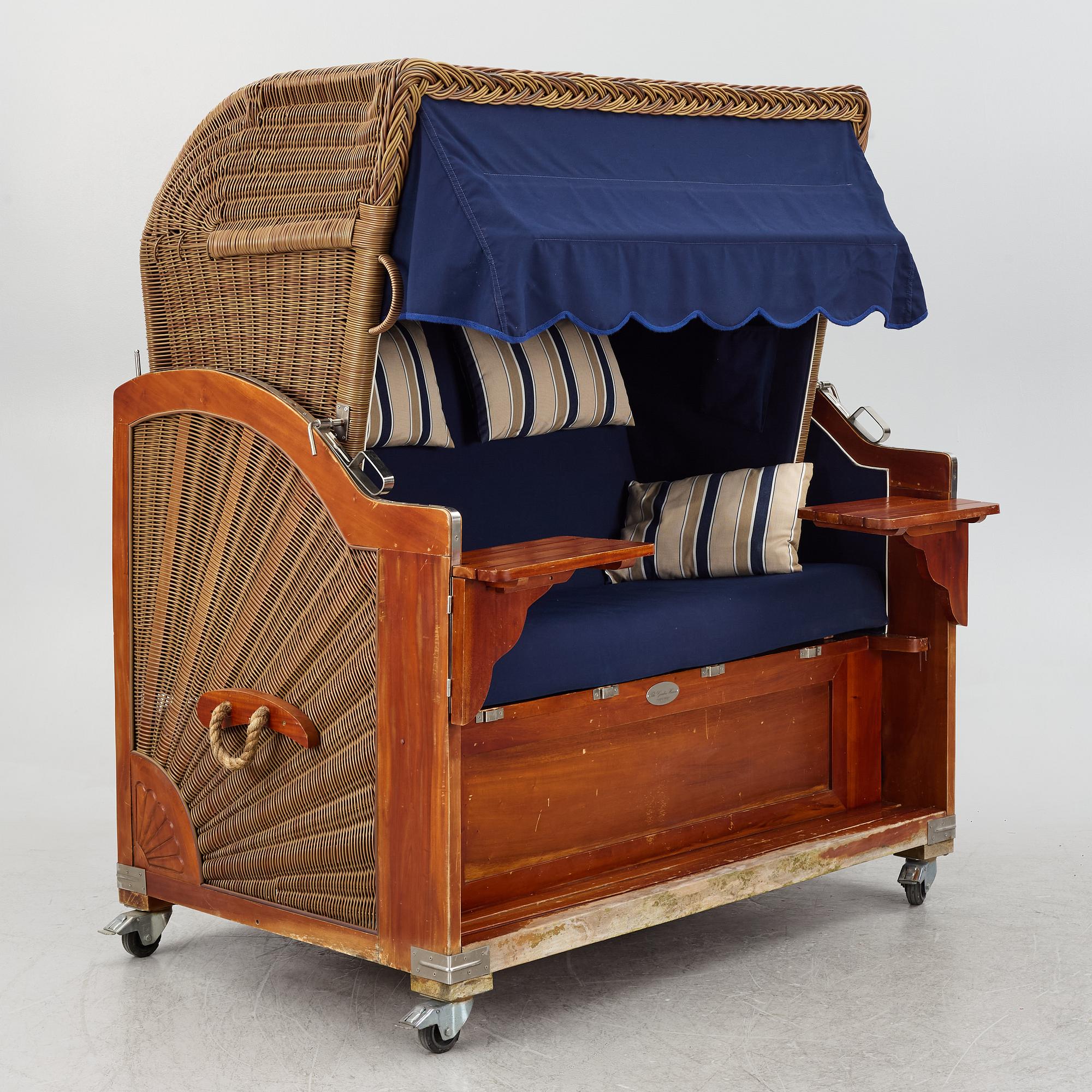 Trädgårdssoffa, "The Garden Haven Captain Seat Lounger", Mygind Design Scandinavia.