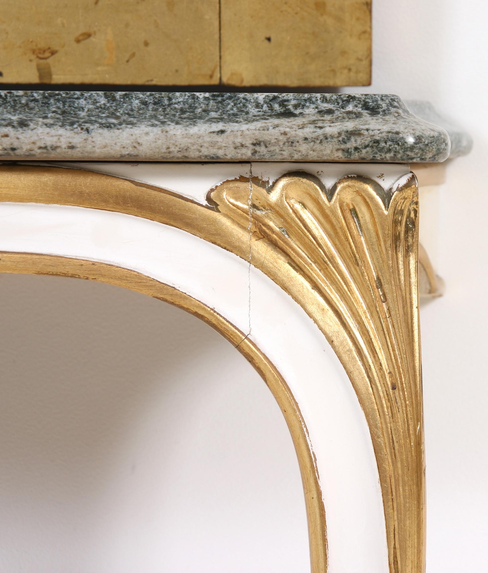 SPEGEL samt KONSOLBORD, rokokostil, 1900-tal.