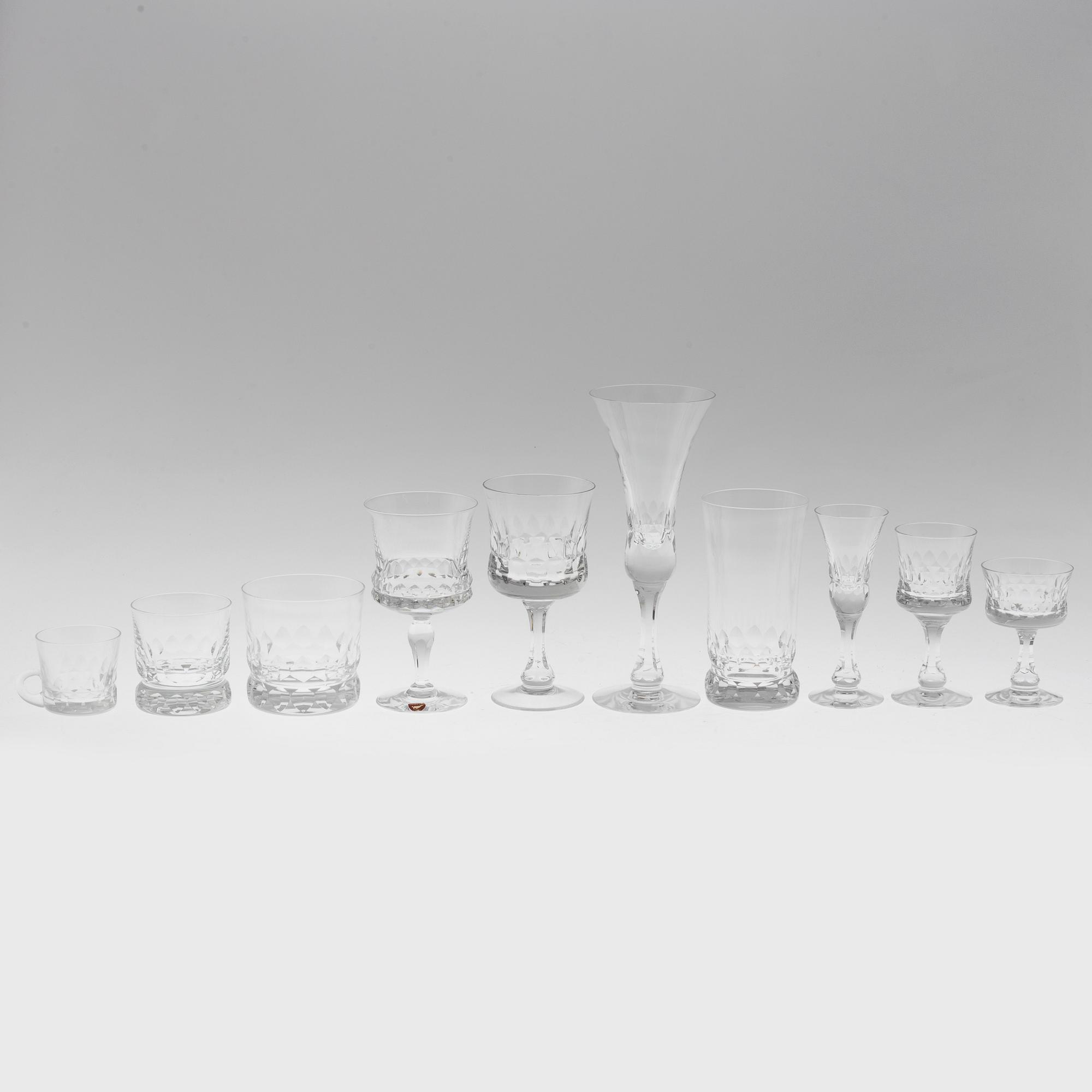 A 98-piece Swedish crystal stemware service "Prince" design Göran Wärff for Kosta.