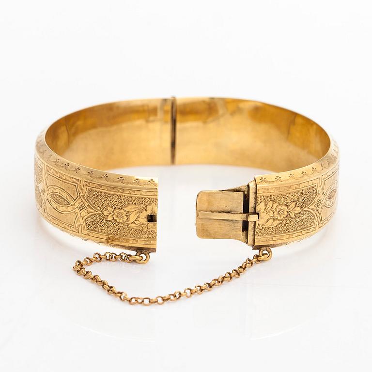 An 18K gold bangle, Anders Wilhelm Felixzon, Loviisa, Finland 1869.