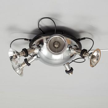 BENGT KÄLLGREN & PER SUNDSTEDT, a 'Trix Transformator ceiling light from Zero.