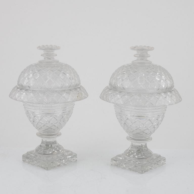 A pair of glass cups, possibly England, 19th century.