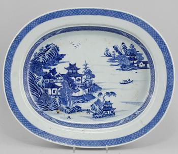 FISKFAT, porslin, Kina, 1800-tal.