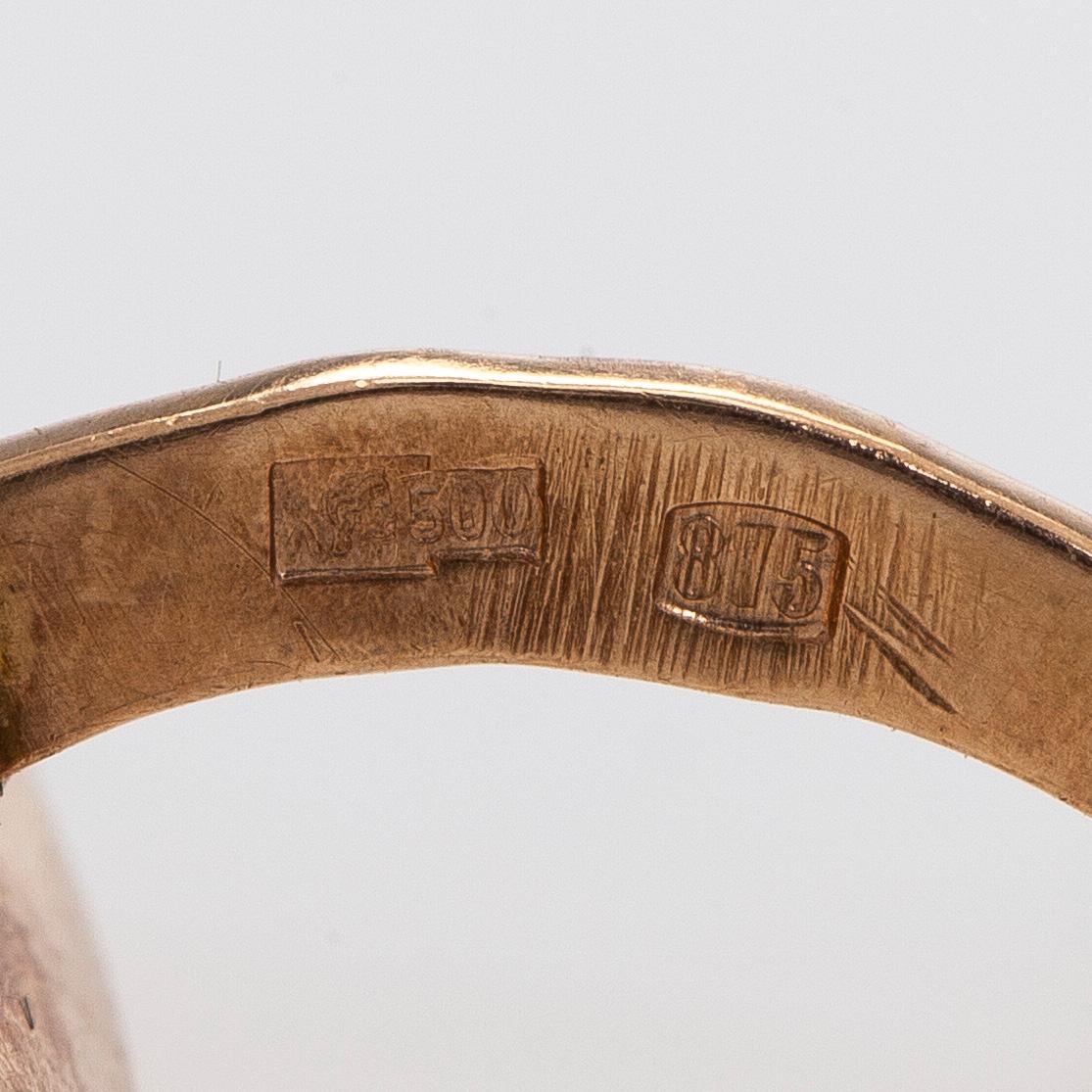 Manschettknappar, fasettslipade safirer, emalj, 14K (56) guld, St Petersburg 1908-1917.