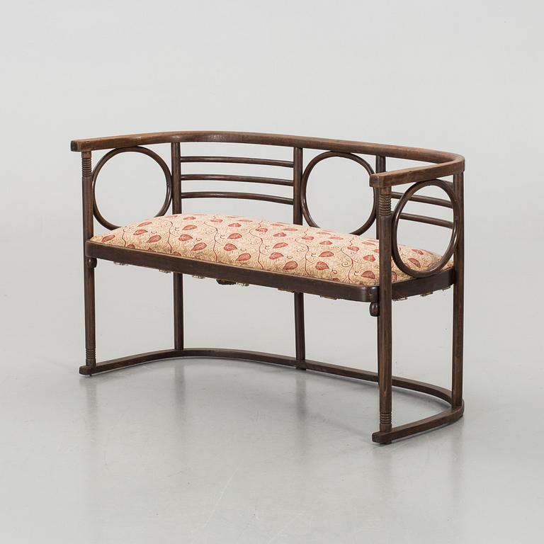 A BENTWOOD SOFA EARLY 20TH CENTURY.