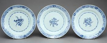 TALLRIKAR, 3 st, porslin, Kina, 1600/1700-tal.