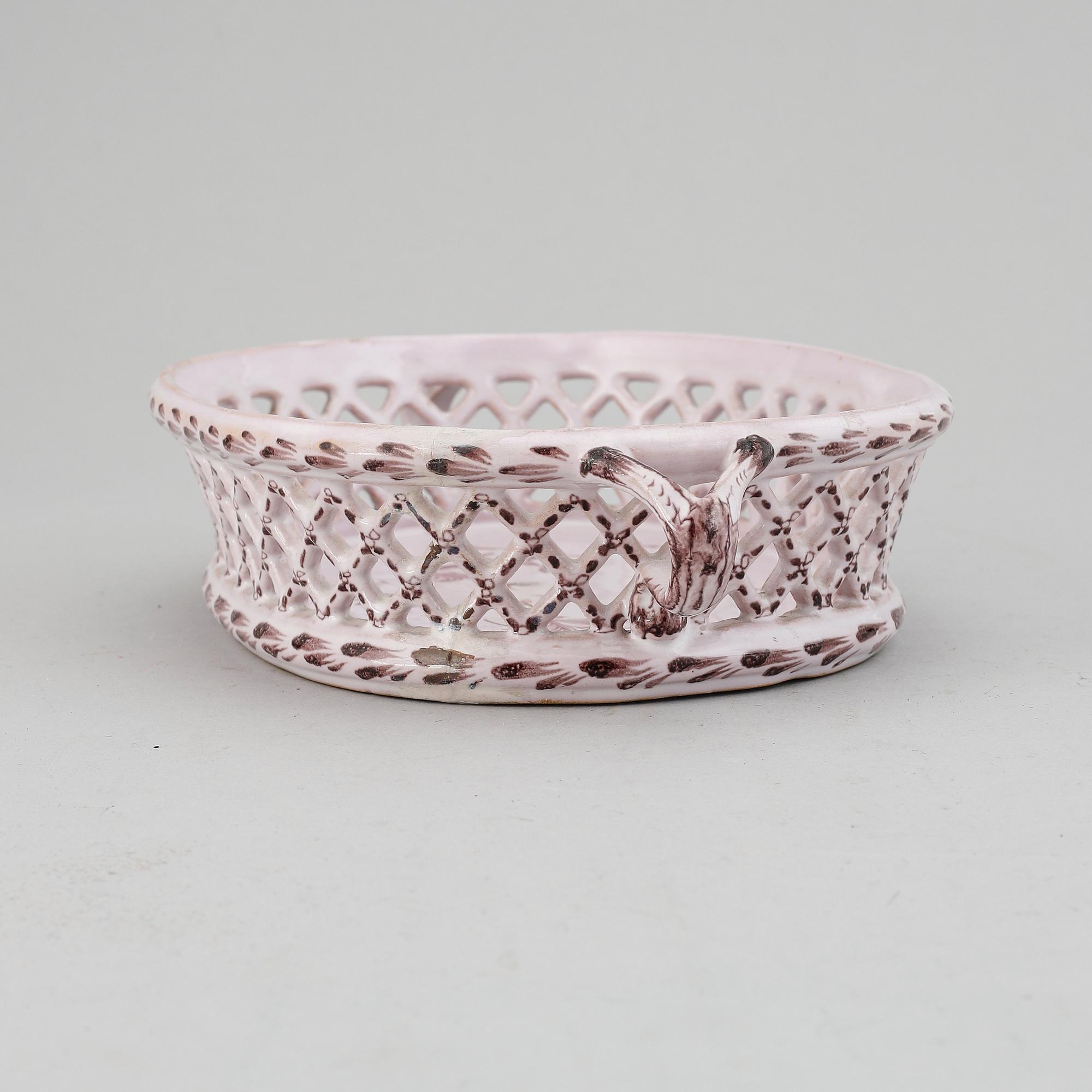 Gallerkorg, fajans. Rörstrand, 1700-tal.