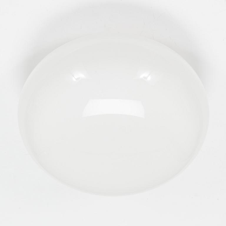 Paavo Tynell, a 1950's '1622' ceiling light for Taito.