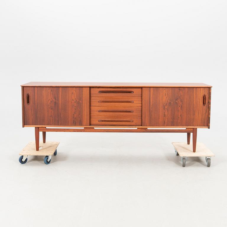 Nils Jonsson sideboard "Cortina" Troeds Möbelfabrik, Bjärnum 1900-talets senare del.