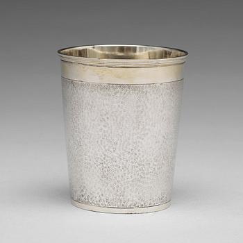 178. A German 18th century parcel-gilt beaker, mark of Philipp Stenglin, Augsburg 1735-1736.