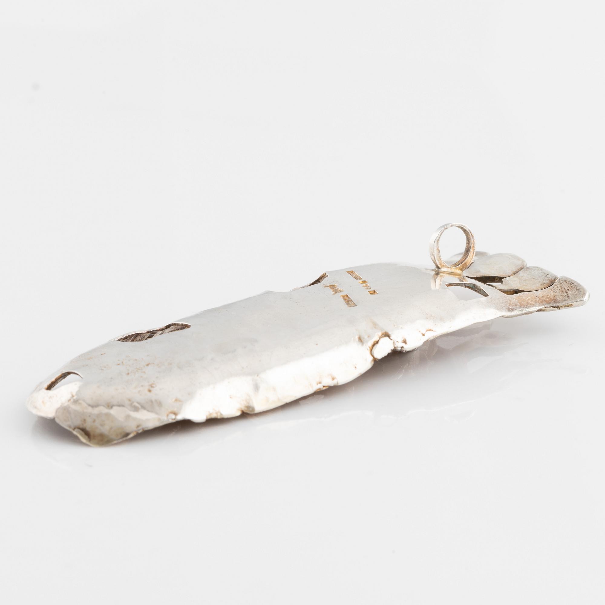 Claës E. Giertta, hänge silver.