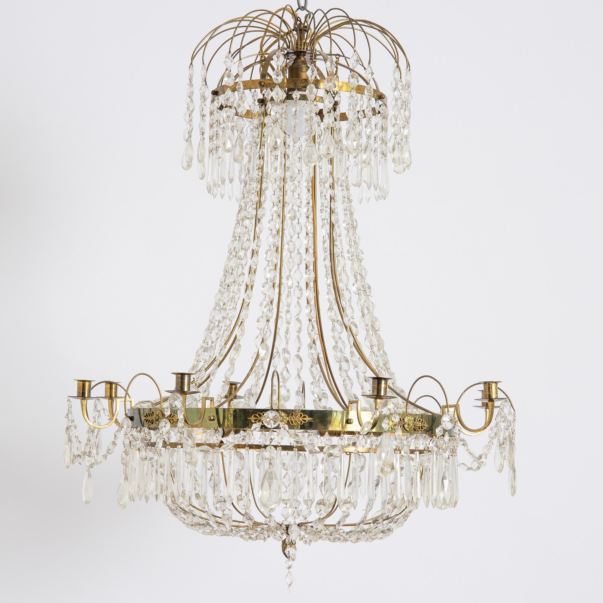 A Gustavian style chandelier, early 20th century.