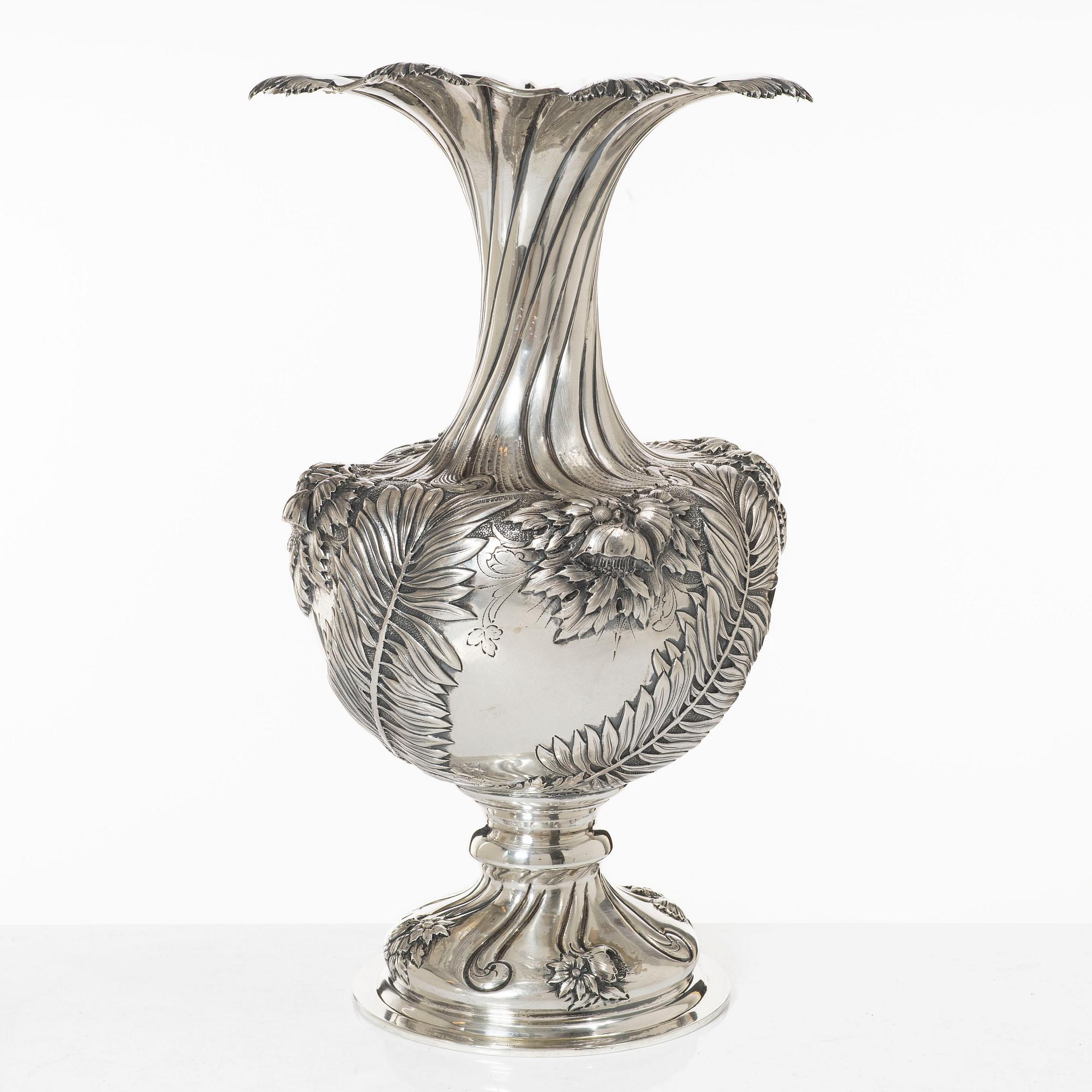 Presentation vase, silver, 20th century.