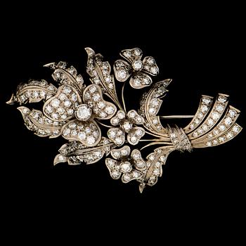 A BROOCH, 8/8 cut diamonds, 18K white gold. A. Tillander 1977.