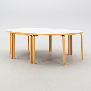 Alvar Aalto, bord modellnr 81a samt 95 Finland 2000-tal.