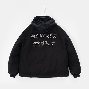 Moncler, "FRGMT Hiroshi Fujiwara", dunjacka samt täckkjol, storlek 38.