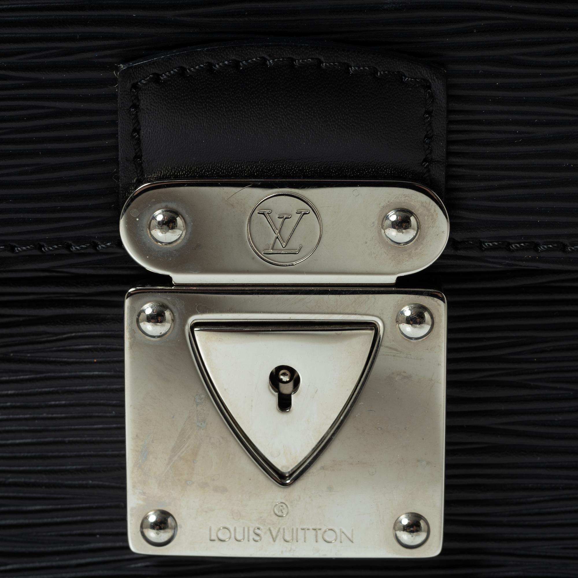 Louis Vuitton, Portfolio, "Neo Robusto", 2007.