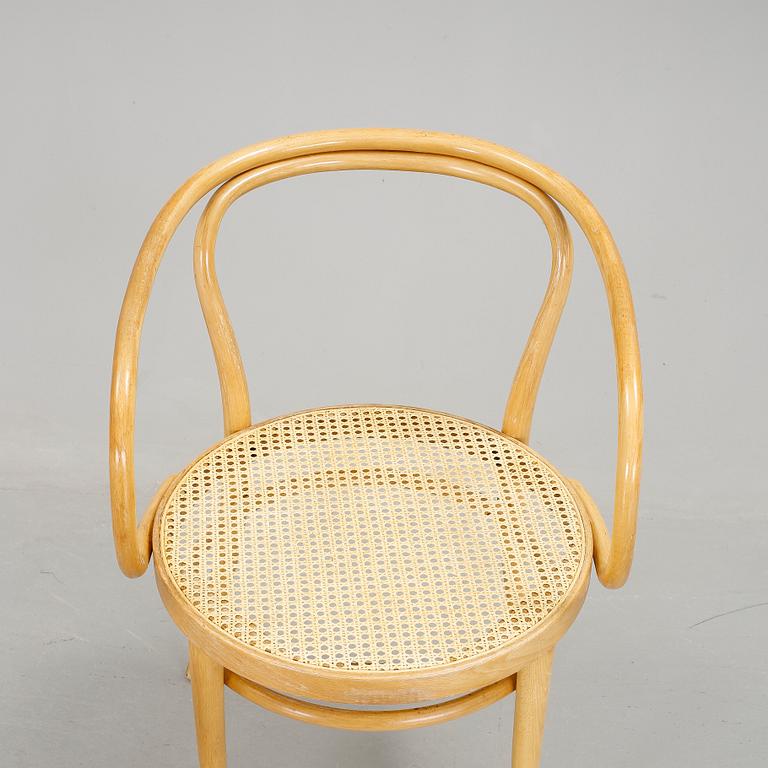 KARMSTOLAR, 4 st, etikettmärkta Thonet,