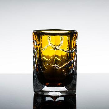 AN OLLE ALBERIUS ARIEL VASE, ORREFORS GALLERY -88.