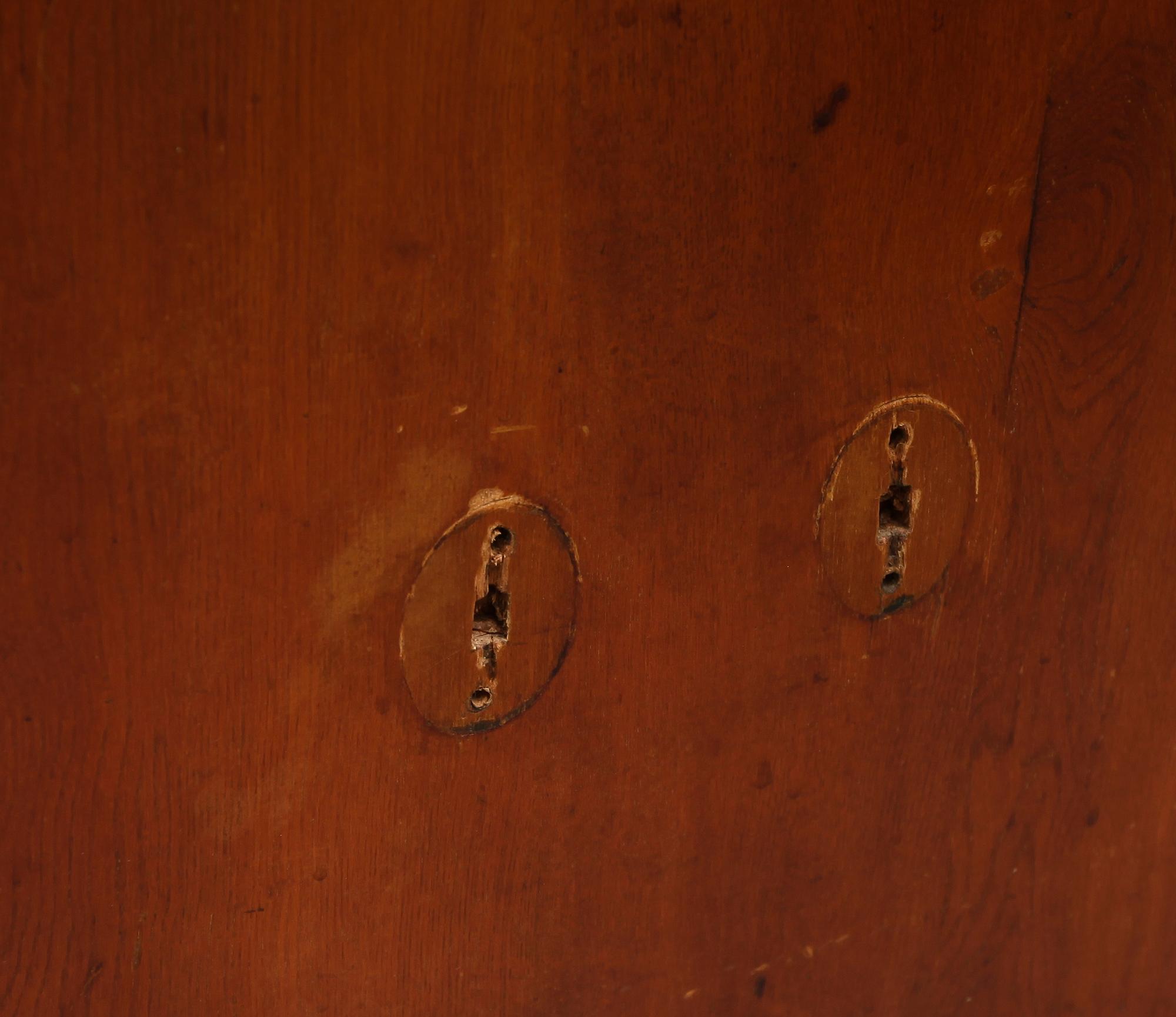 SKRIVSEKRETÄR, sengustaviansk, omkring år 1800.