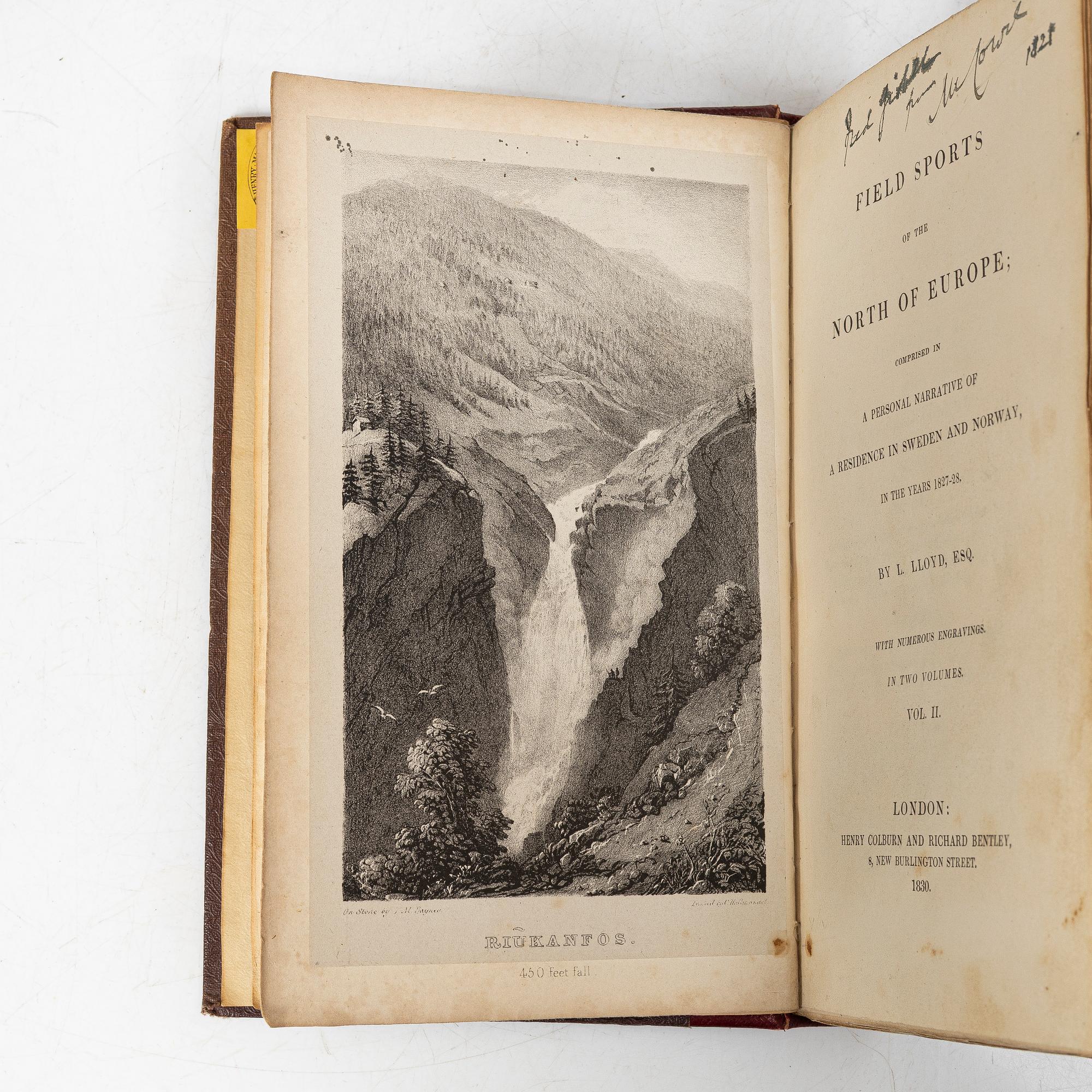 Collection of older books on hunting.