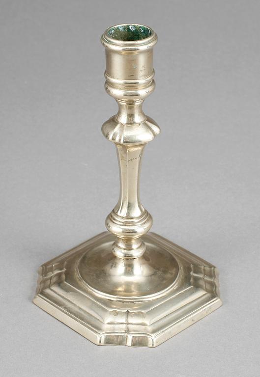 LJUSSTAKE, mässing, senbarock, 1700-talets mitt.