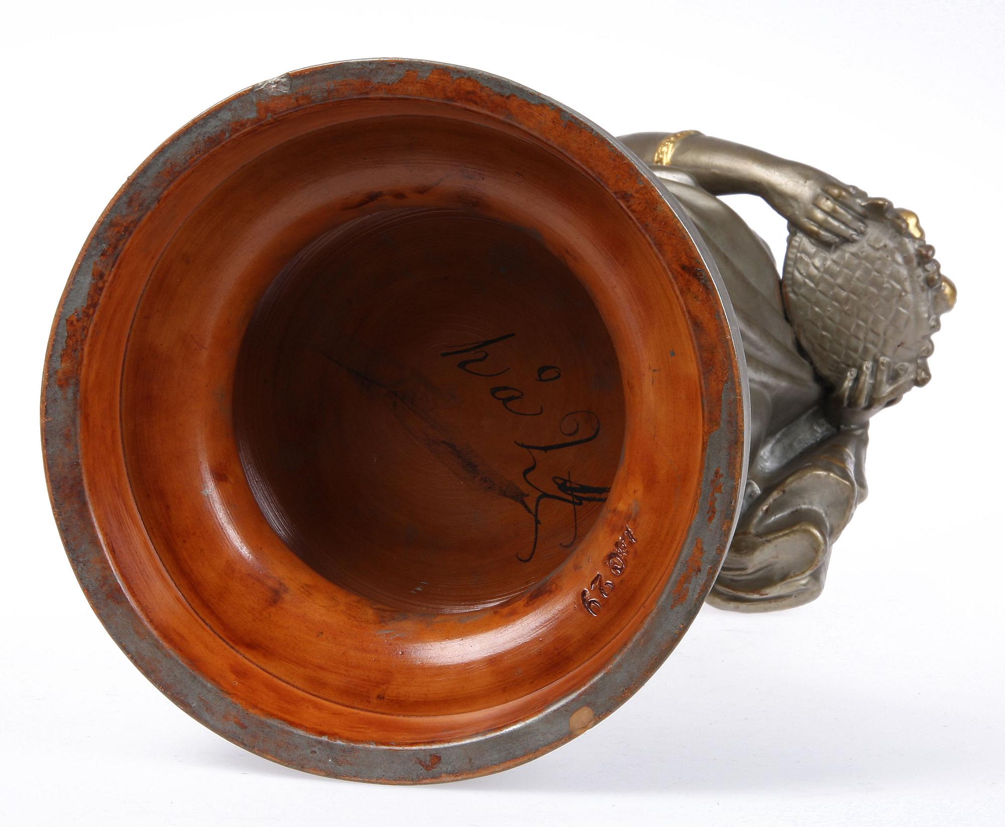 FIGURIN, lergods, omkring sekelskiftet 1800/1900.