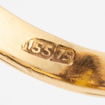 Ring,  18K guld med navetteformad citrin.