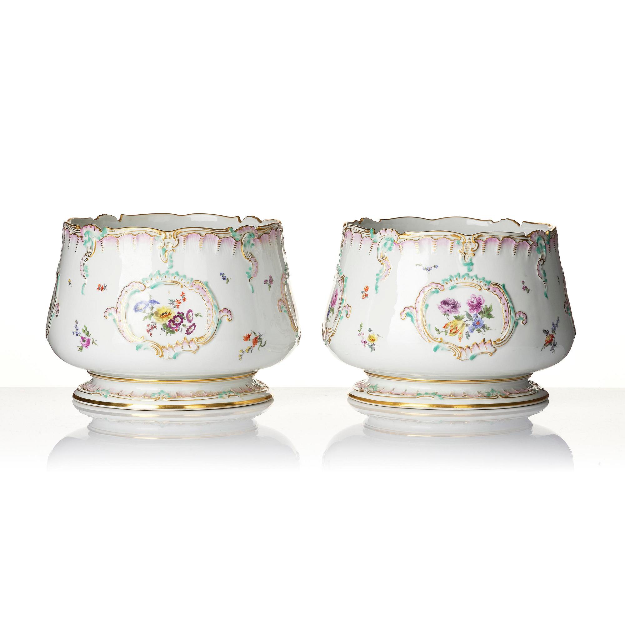 Ytterfoder, ett par, porslin. Meissen, 1890-tal.