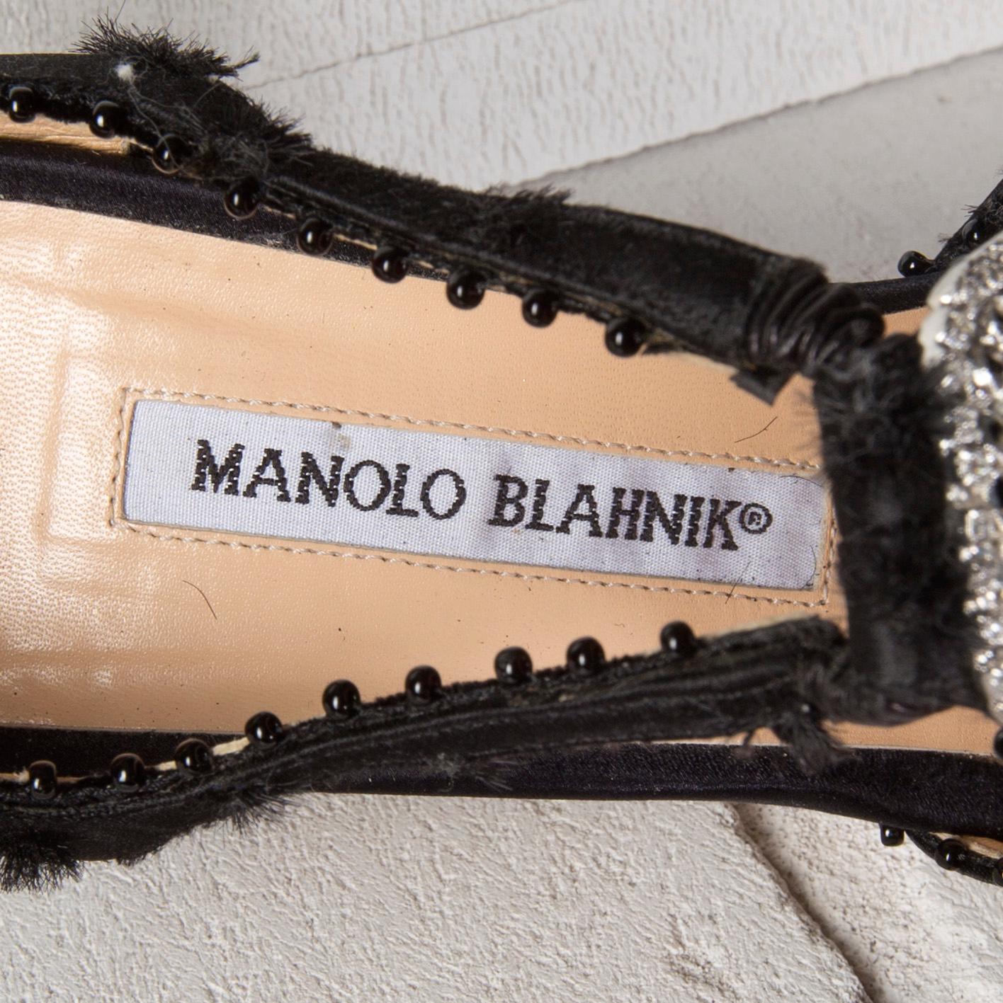 SKOR, Manolo Blahnik, storlek 39½.