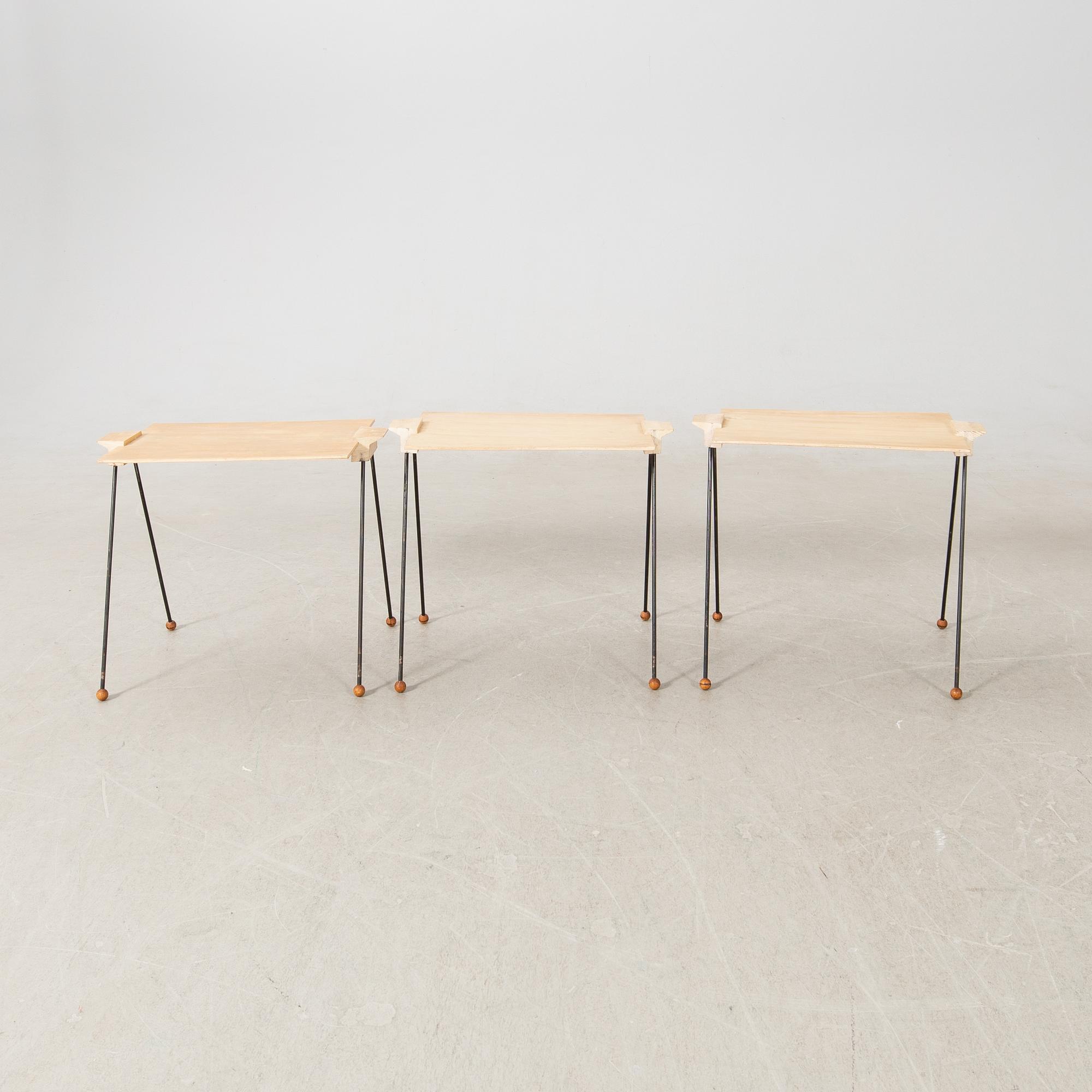 Sidobord/TV-bord 3 st 1900-talets andra hälft.