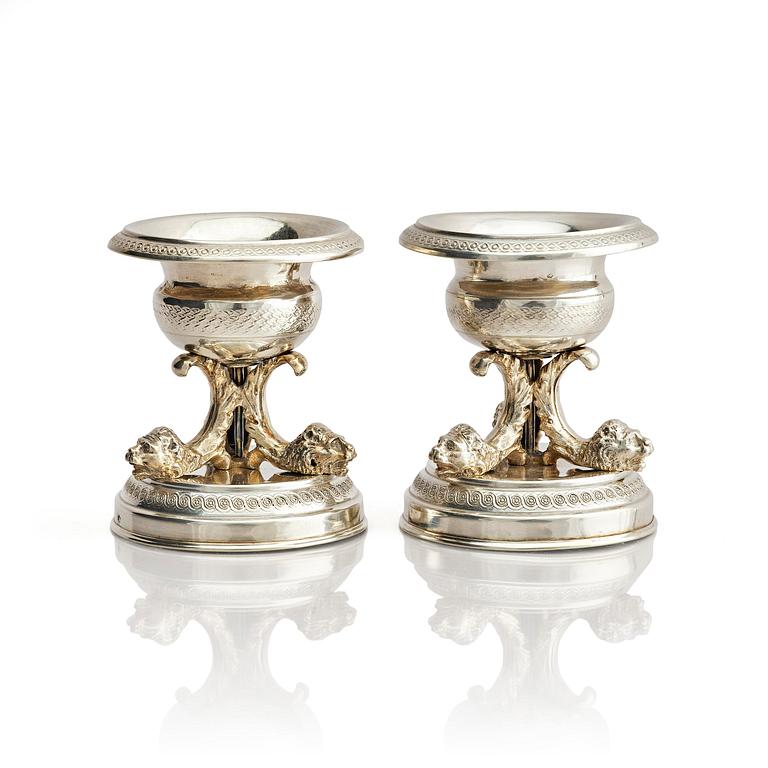 Saltkar, ett par, silver, otydlig mästarstämpel, Italien, andra hälften 1800-tal.