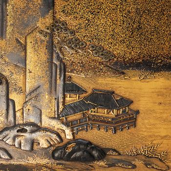 A Japanese lacquer writing box, Suzuribako, Edo perioden, sent 1600-tal/tidigt 1700-tal.