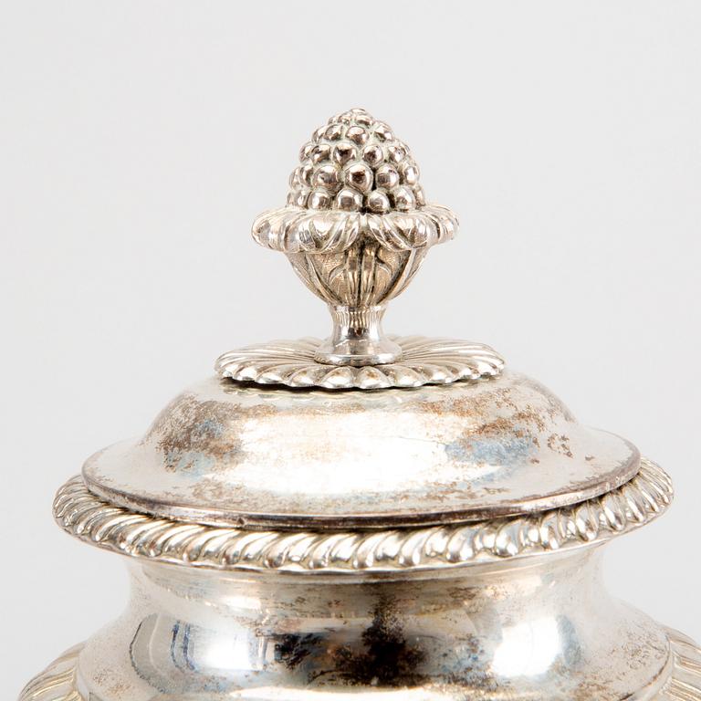 A Swedish 19th century silver coffee pot marks of G Folcker Stockholm 1833, total weight 782 gr.