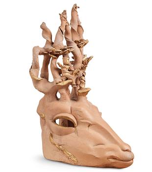 85. Hertha Hillfon, a ceramic sculpture of a deer's head, executed in her own workshop, Sweden, dated -79.