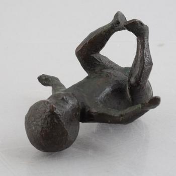 Eva Berggren, A seated boy.